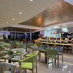 Swissotel Al Murooj Dubai