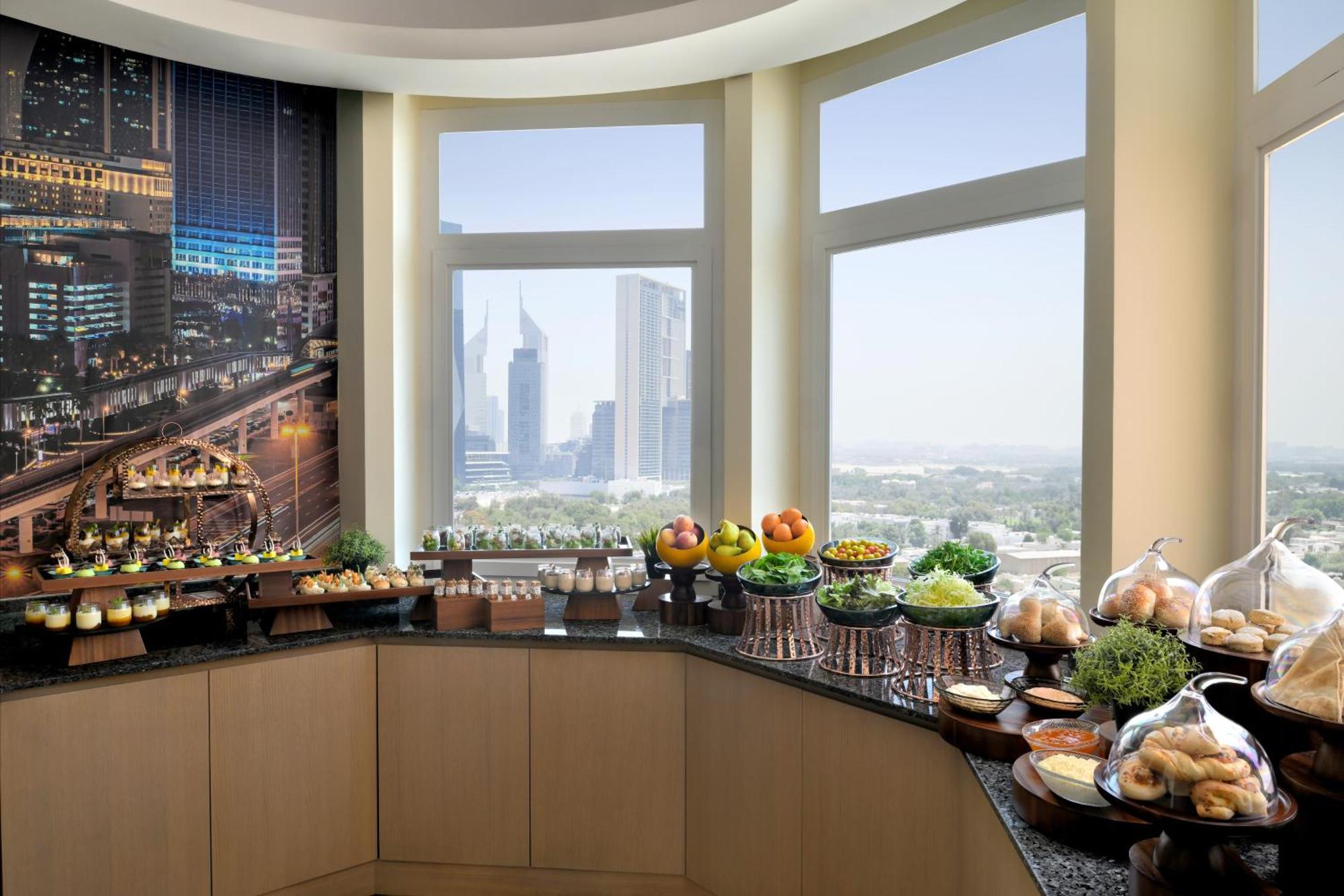 Swissotel Al Murooj Hotel