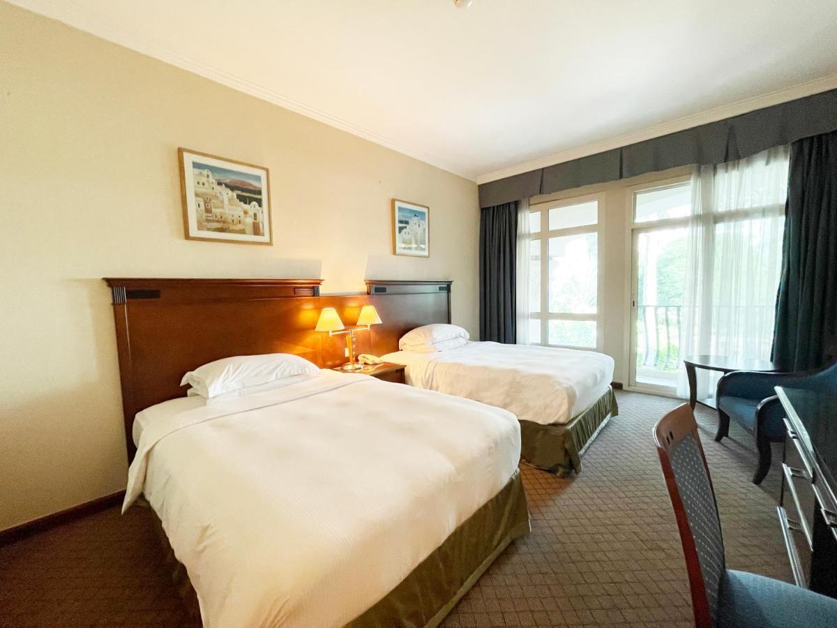 Swissotel Al Murooj Hotel Dubai