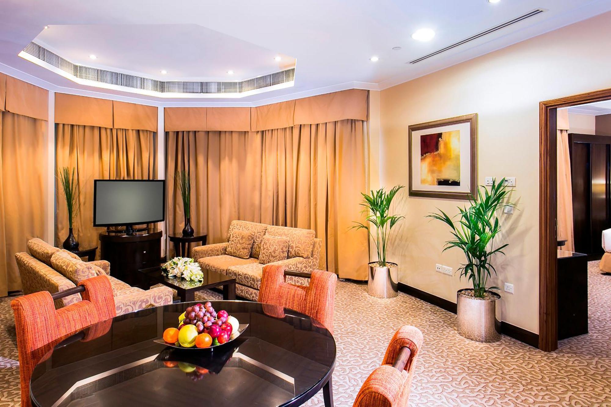 Swissotel Al Murooj Hotel