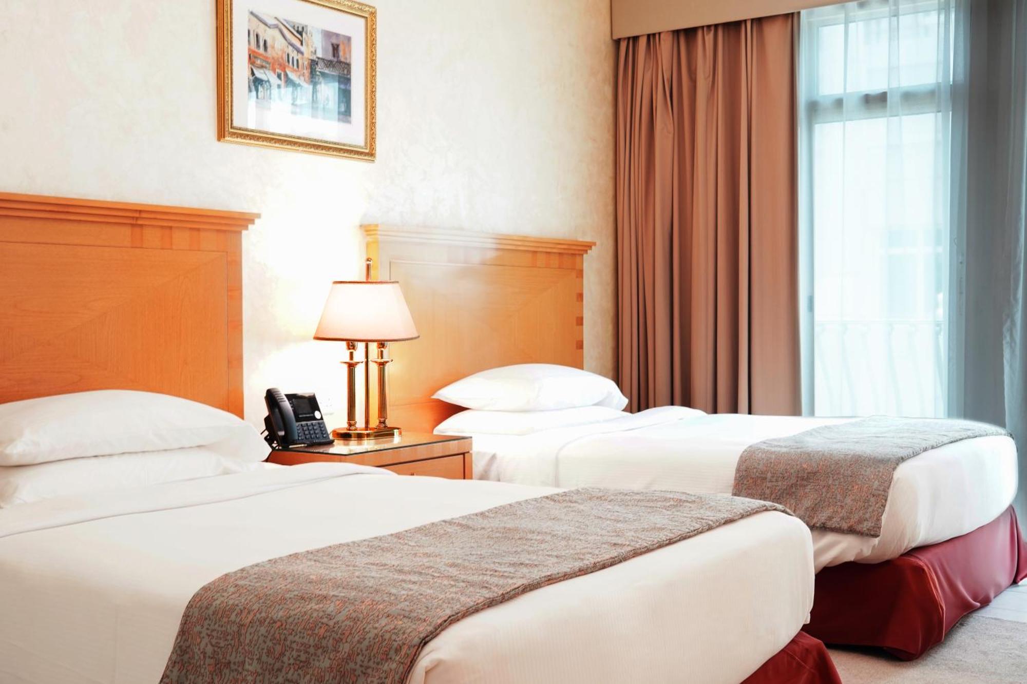 Hotel Swissotel Al Murooj 5*